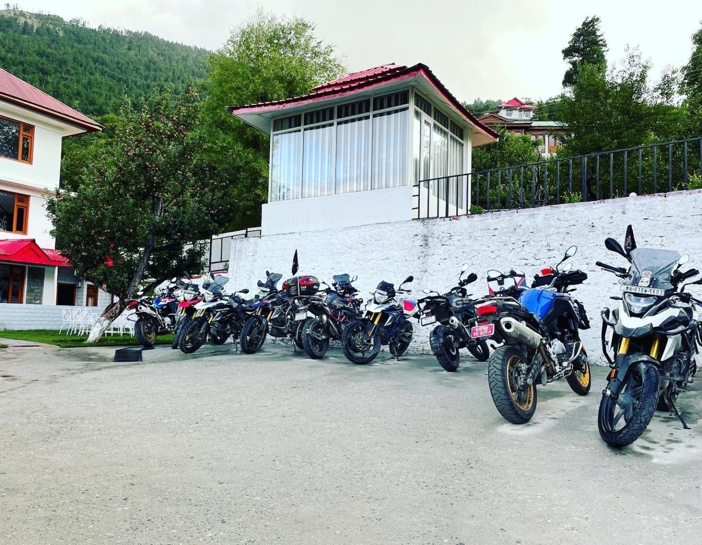 Hotel Rollingrang Kalpa Luaran gambar