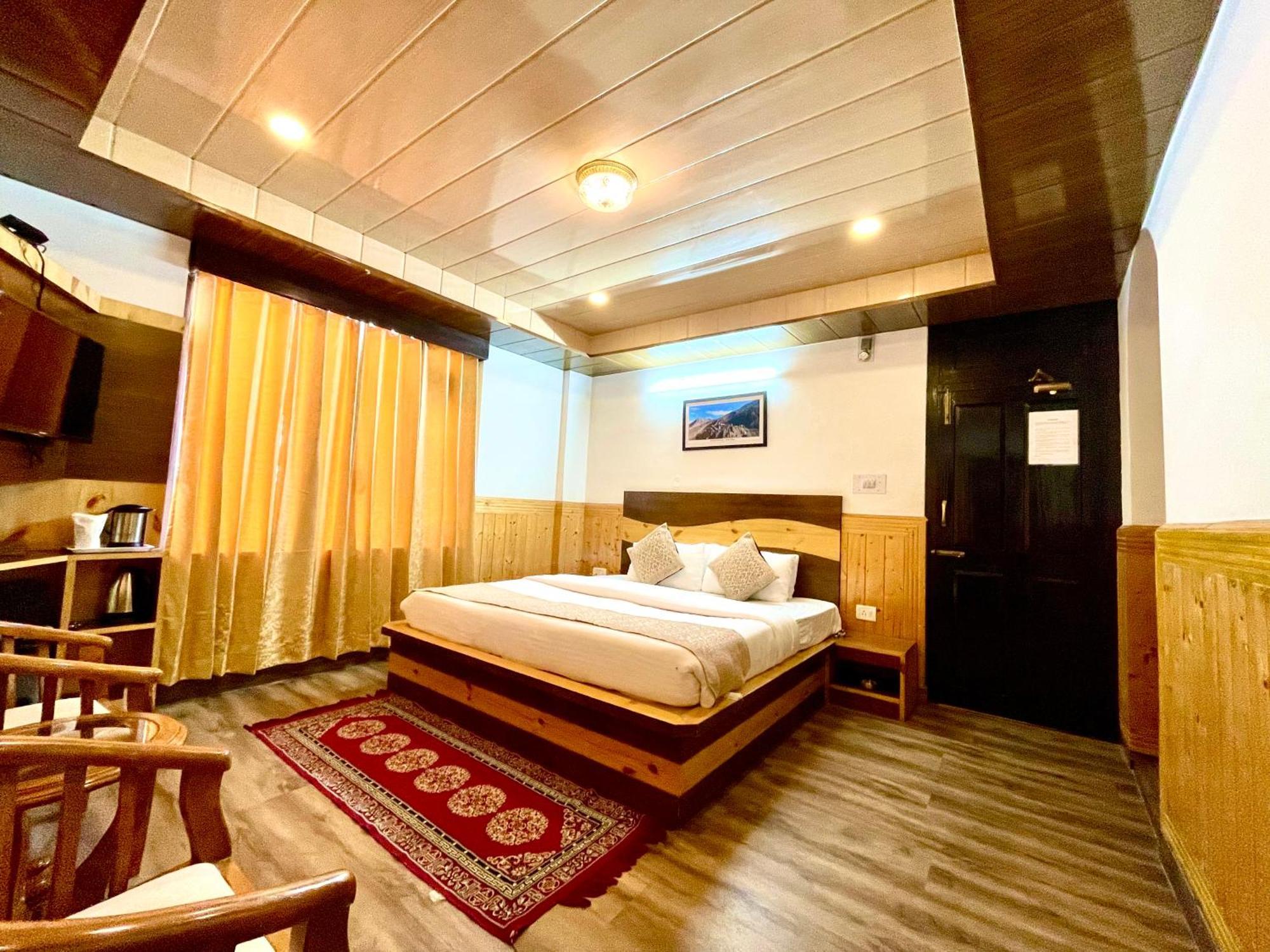 Hotel Rollingrang Kalpa Luaran gambar