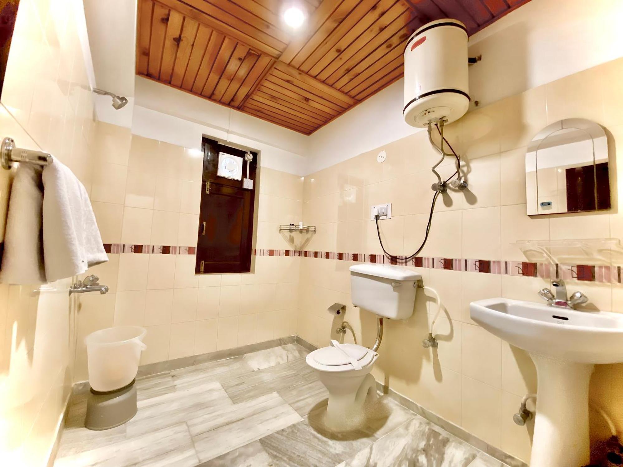Hotel Rollingrang Kalpa Luaran gambar