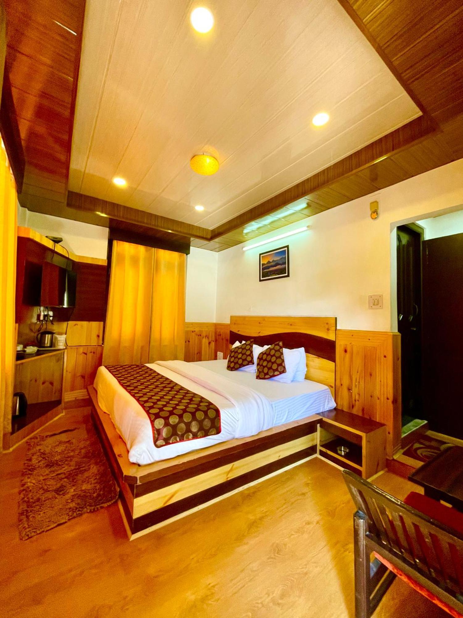 Hotel Rollingrang Kalpa Luaran gambar